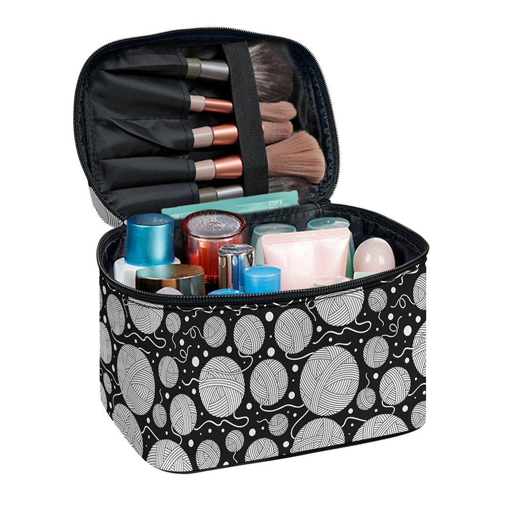 Black And White Yarn Pattern Print Travel Makeup Bag