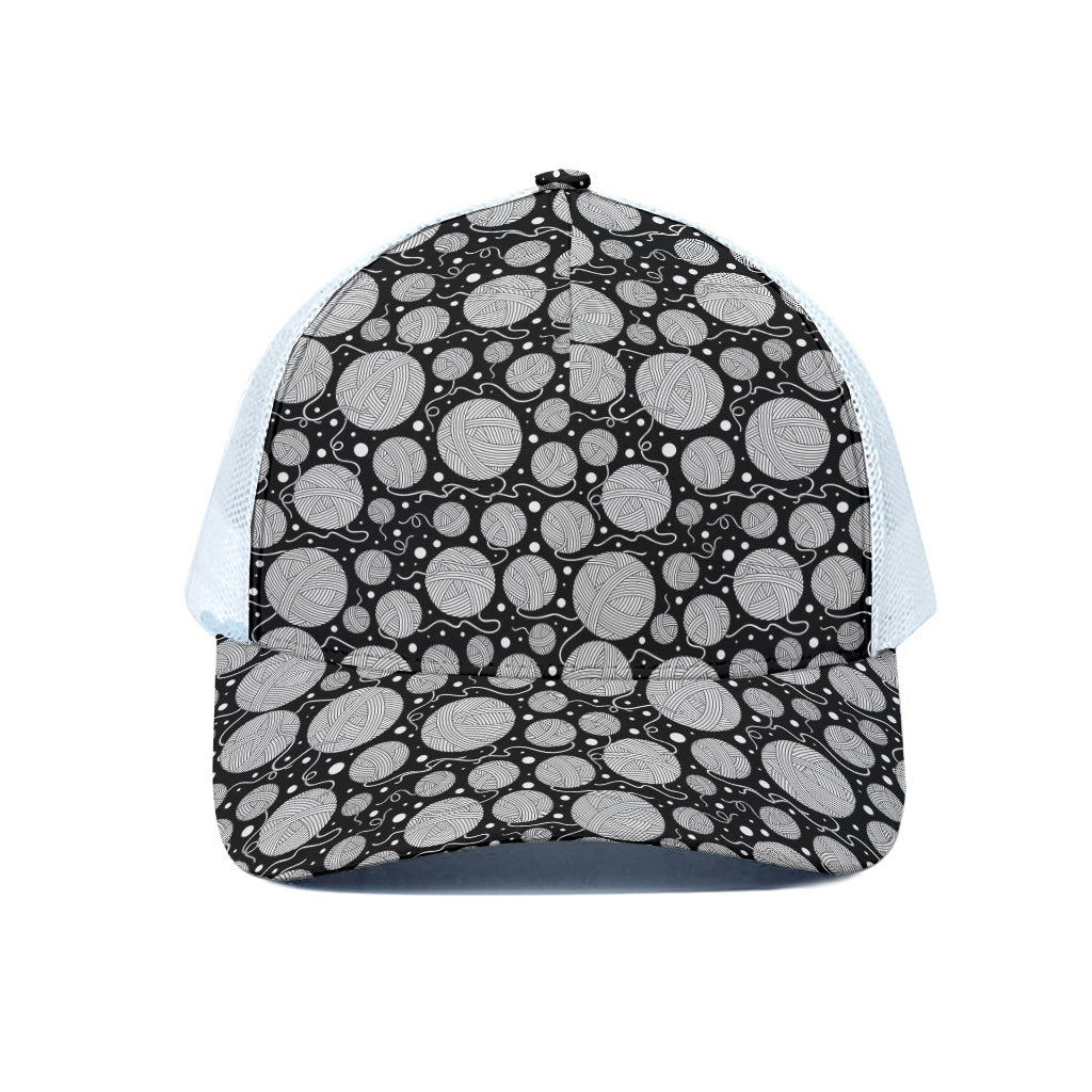 Black And White Yarn Pattern Print White Mesh Trucker Cap