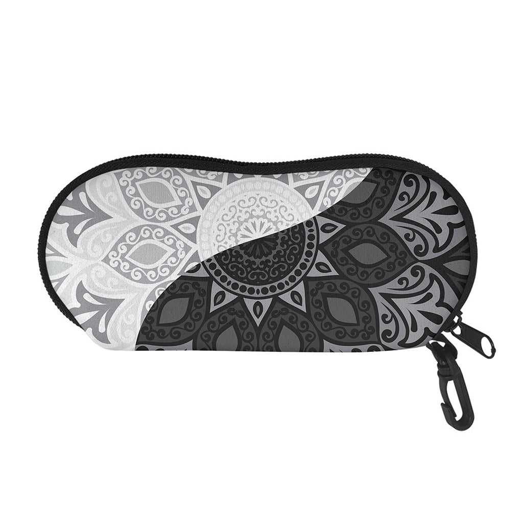 Black And White Yin Yang Mandala Print Glasses Case