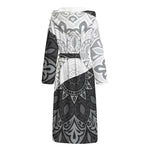 Black And White Yin Yang Mandala Print Hooded Bathrobe