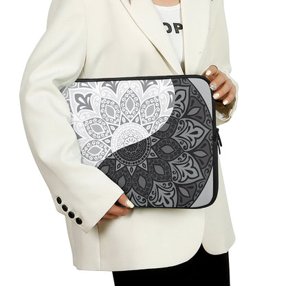 Black And White Yin Yang Mandala Print Laptop Sleeve