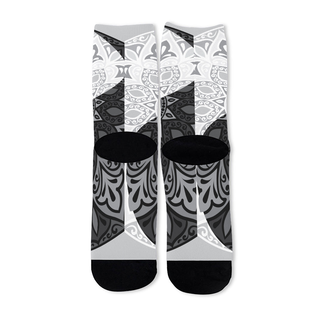 Black And White Yin Yang Mandala Print Long Socks