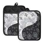 Black And White Yin Yang Mandala Print Pot Holders With Pocket