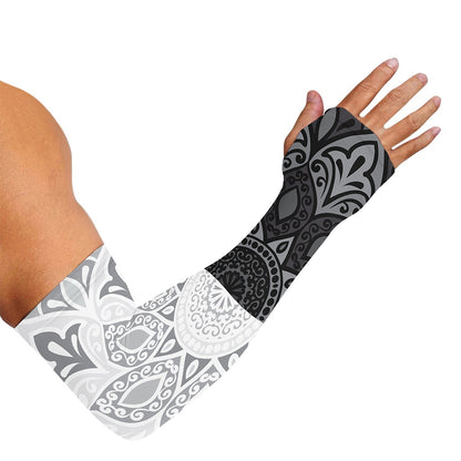 Black And White Yin Yang Mandala Print Sun Protection Arm Sleeves