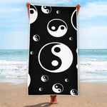 Black And White Yin Yang Pattern Print Beach Towel