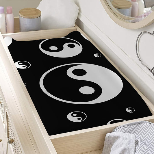 Black And White Yin Yang Pattern Print Changing Pad Cover