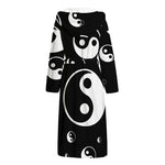 Black And White Yin Yang Pattern Print Hooded Bathrobe