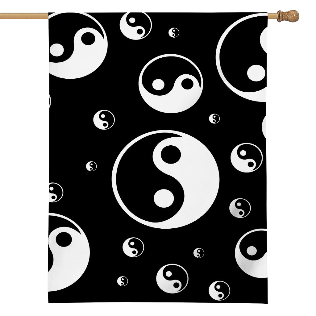 Black And White Yin Yang Pattern Print House Flag