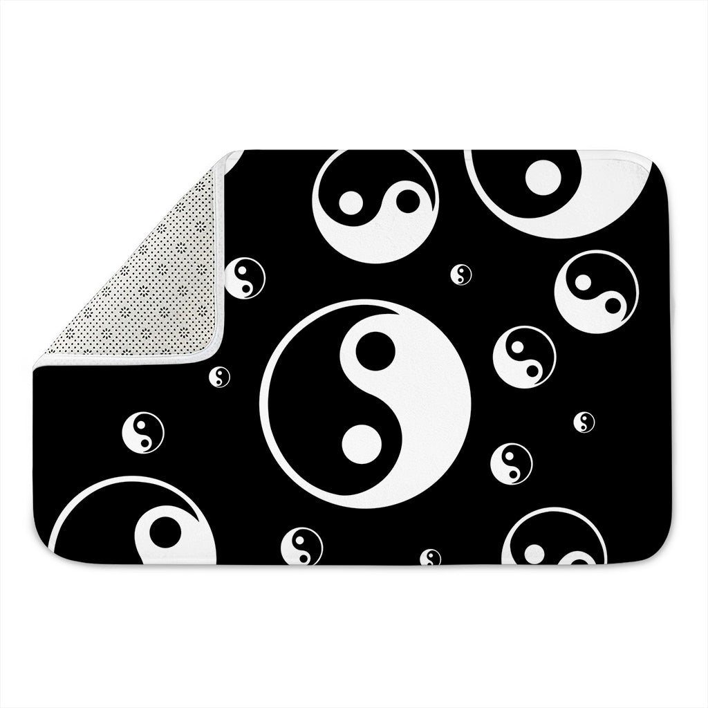 Black And White Yin Yang Pattern Print Indoor Door Mat