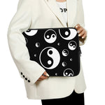Black And White Yin Yang Pattern Print Laptop Sleeve