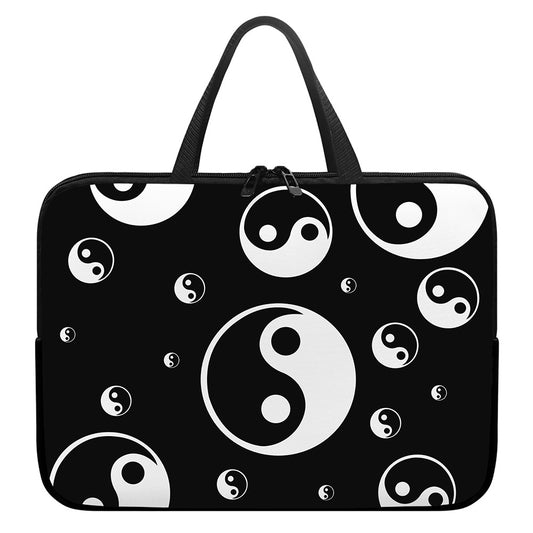 Black And White Yin Yang Pattern Print Laptop Sleeve With Handle