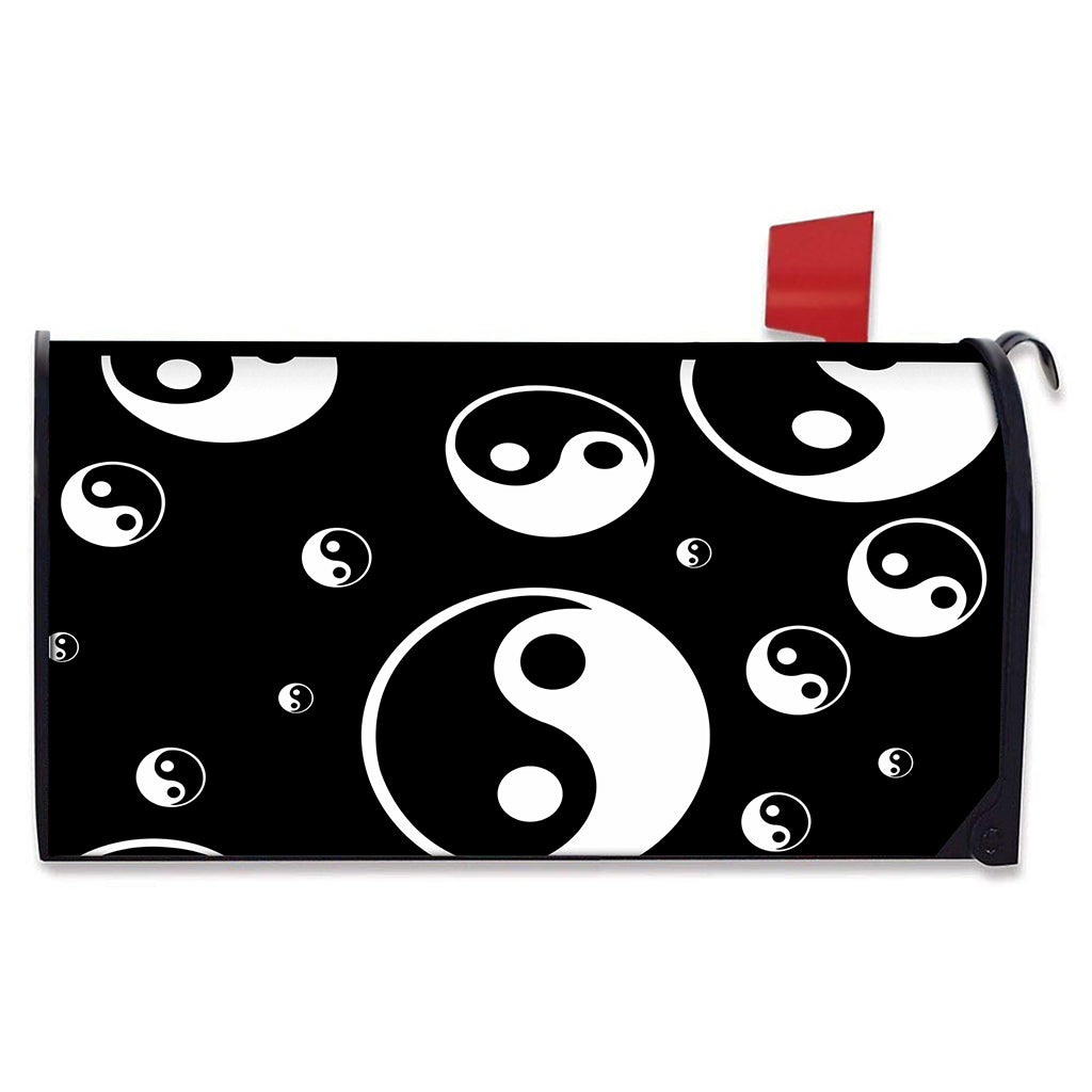 Black And White Yin Yang Pattern Print Mailbox Cover