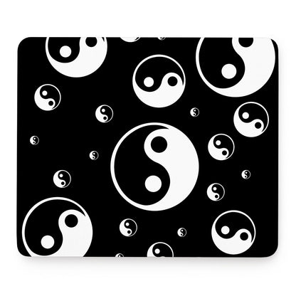 Black And White Yin Yang Pattern Print Mouse Pad