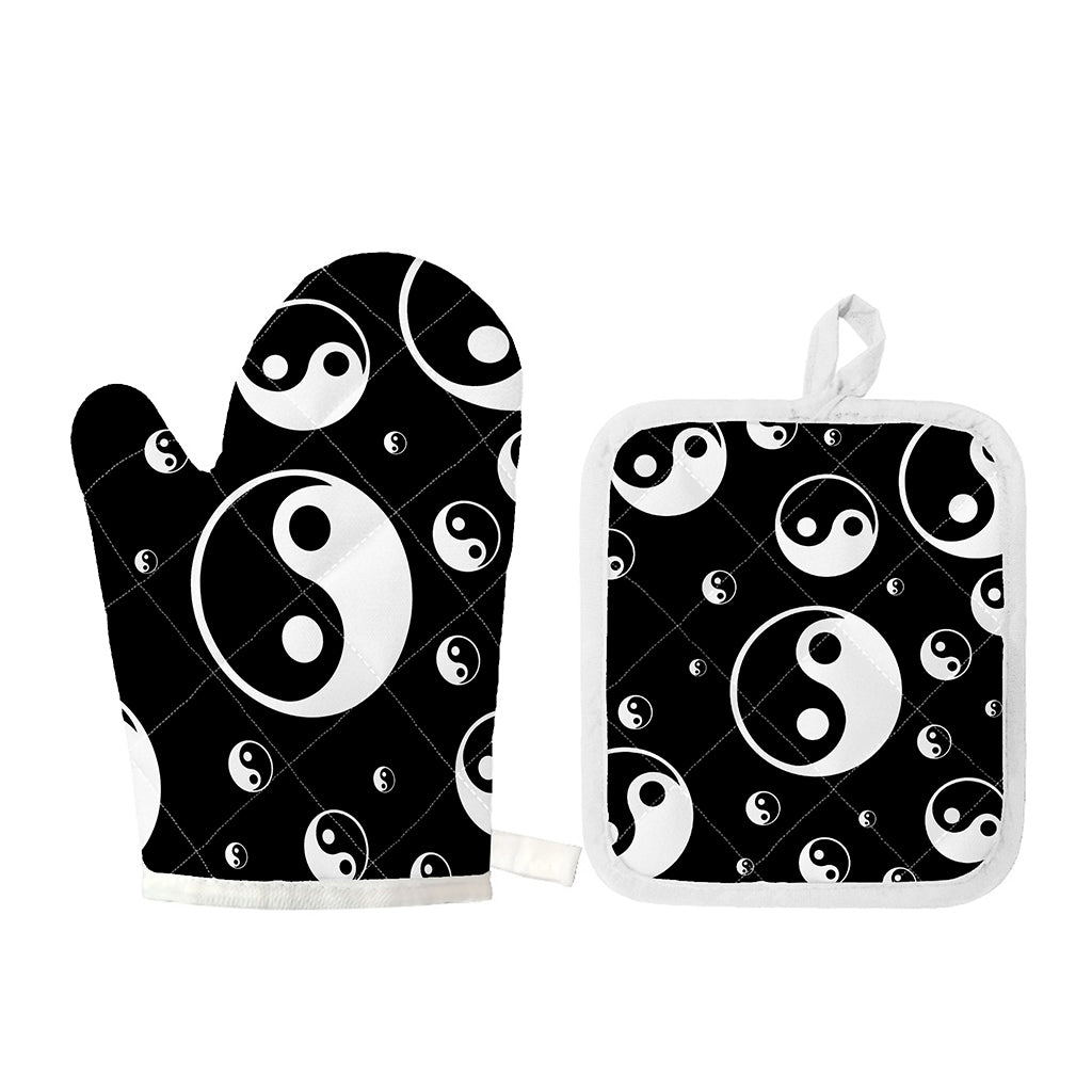 Black And White Yin Yang Pattern Print Oven Mitt And Pot Holder Set