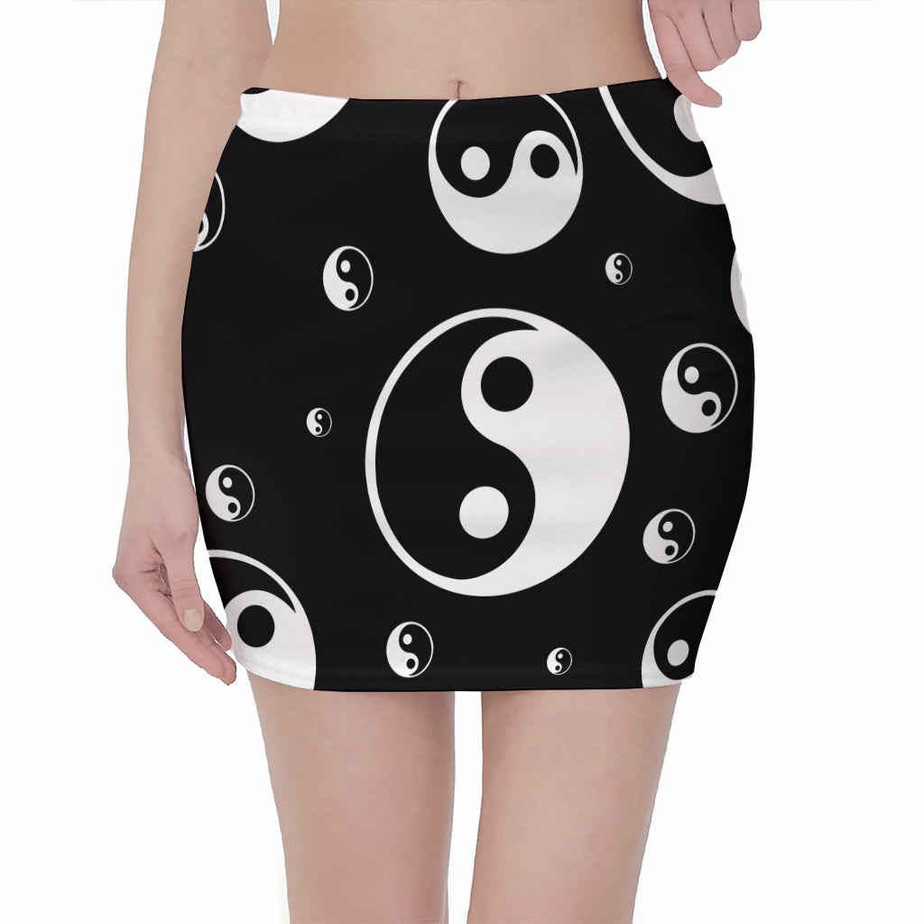 Black And White Yin Yang Pattern Print Pencil Mini Skirt