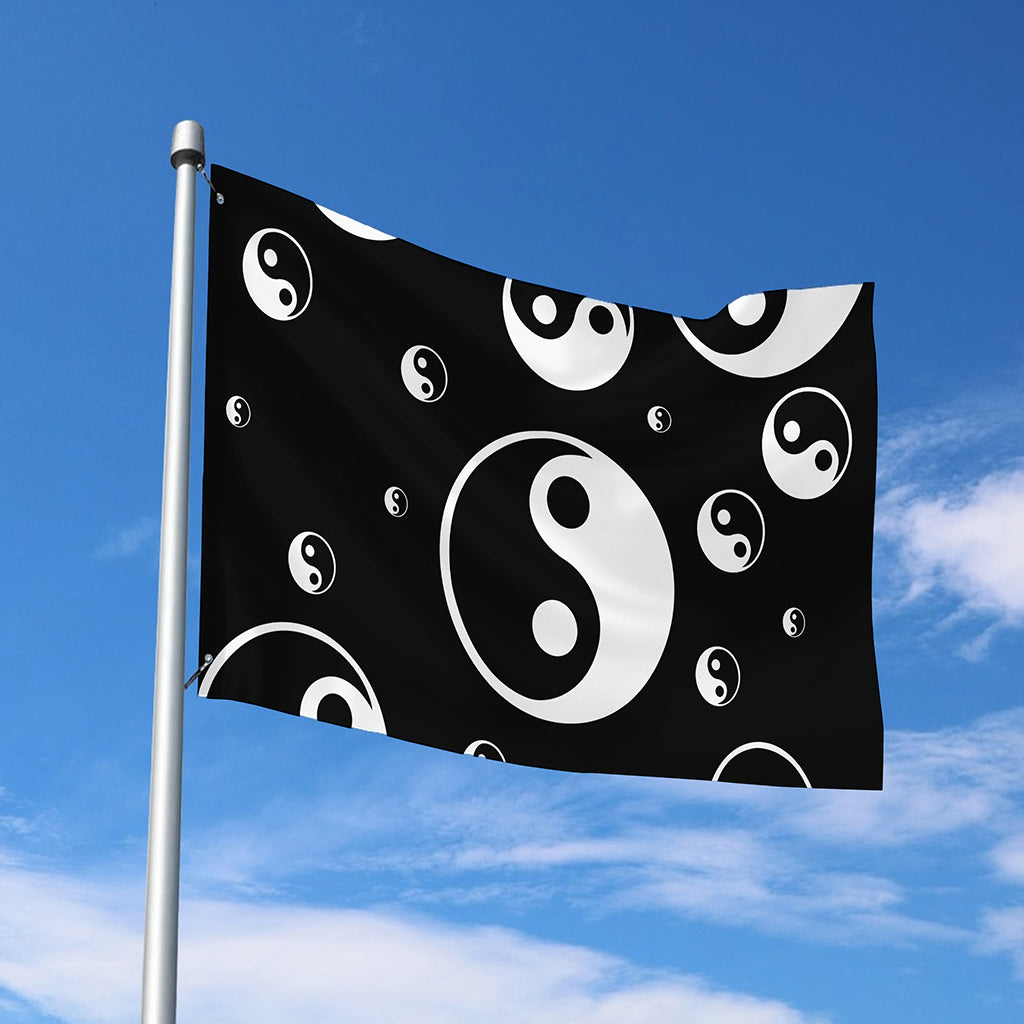 Black And White Yin Yang Pattern Print Polyester Flag