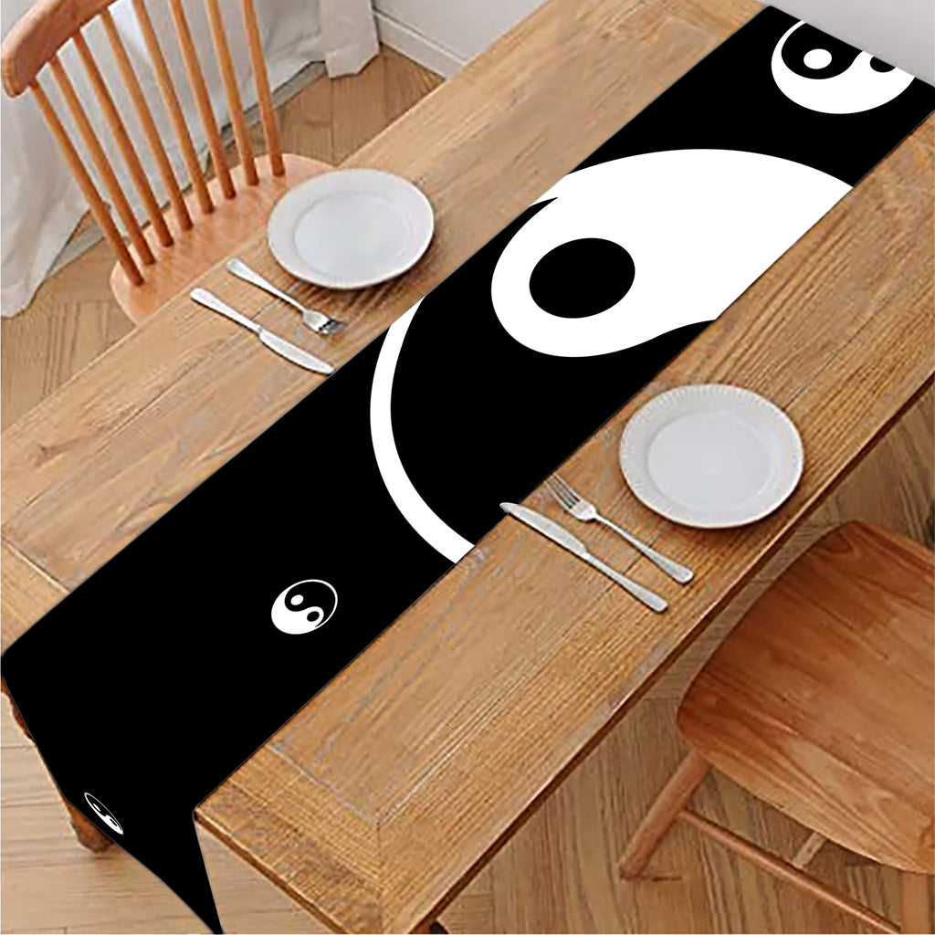 Black And White Yin Yang Pattern Print Table Runner