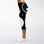 Black And White Yin Yang Pattern Print Women's Capri Leggings