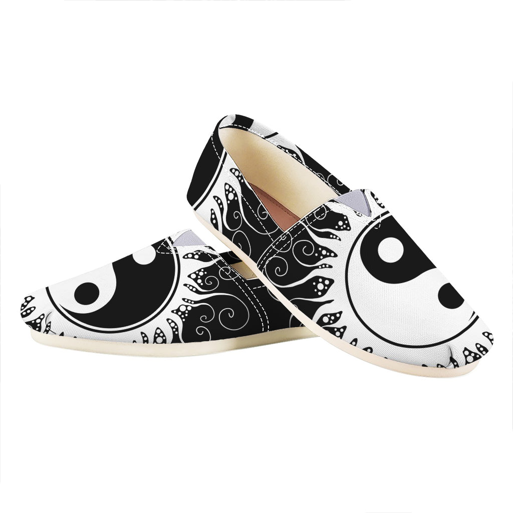 Black And White Yin Yang Sun Print Casual Shoes