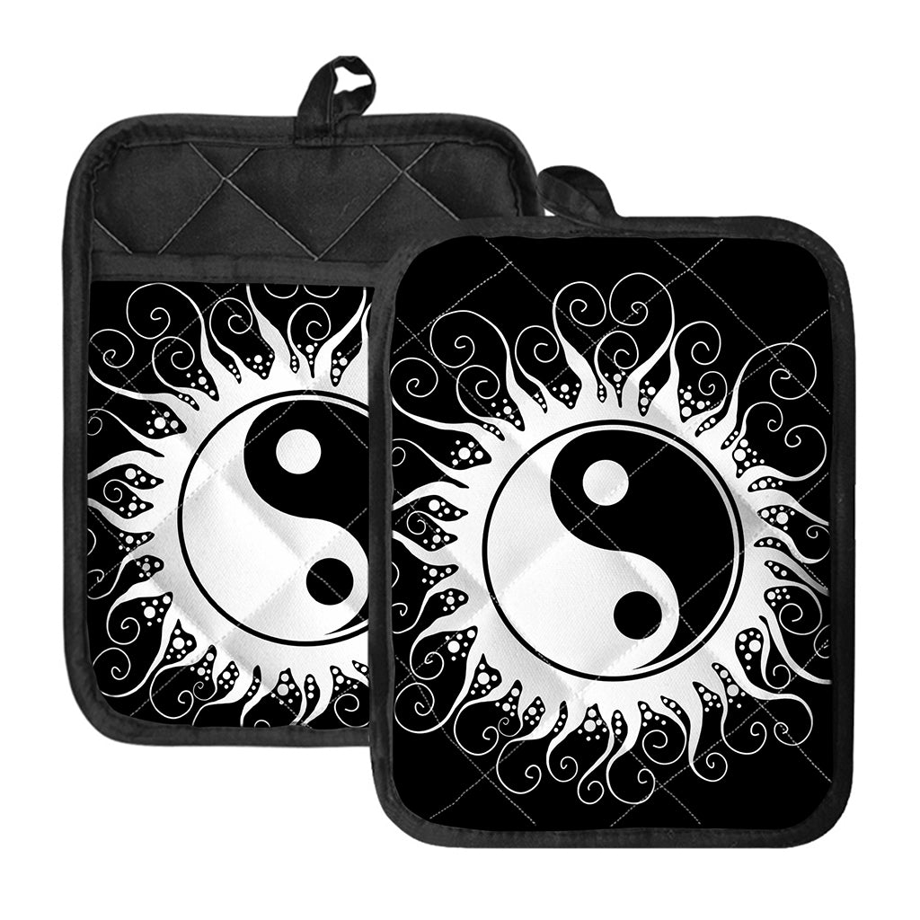 Black And White Yin Yang Sun Print Pot Holders With Pocket