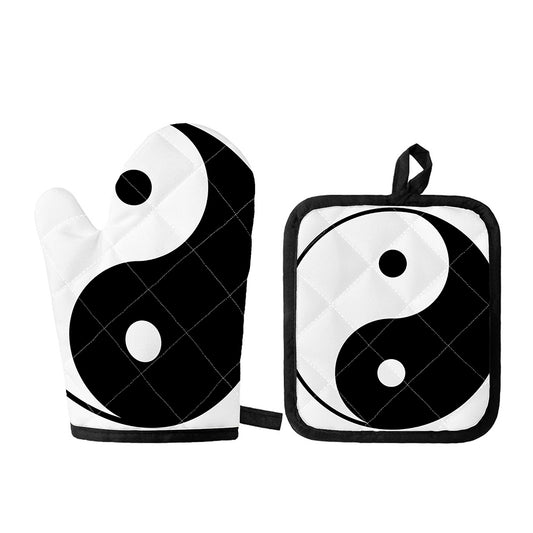 Black And White Yin Yang Symbol Print Oven Mitt And Pot Holder Set