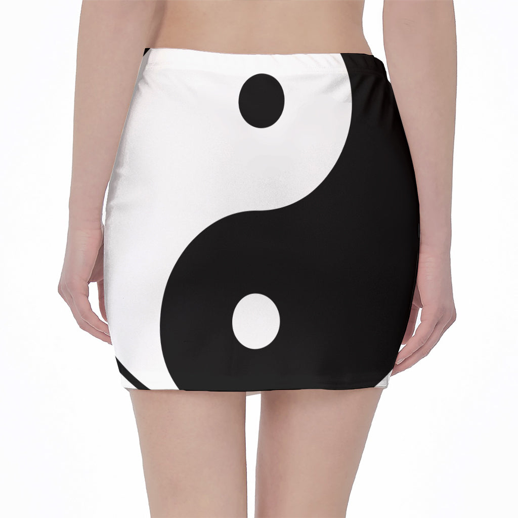 Black And White Yin Yang Symbol Print Pencil Mini Skirt