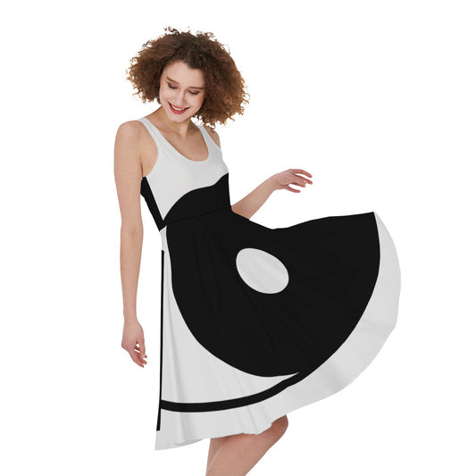 Black And White Yin Yang Symbol Print Women's Sleeveless Dress