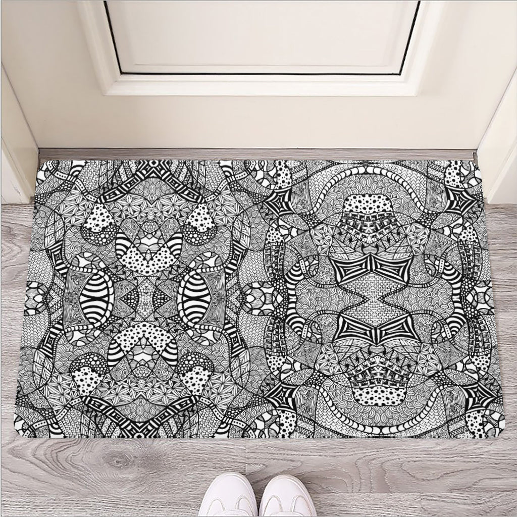 Black And White Zentangle Pattern Print Rubber Doormat