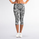 Black And White Zentangle Pattern Print Women's Capri Leggings