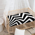Black And White Zigzag Dazzle Print Baby Crib Sheet