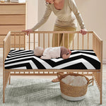 Black And White Zigzag Dazzle Print Baby Crib Sheet