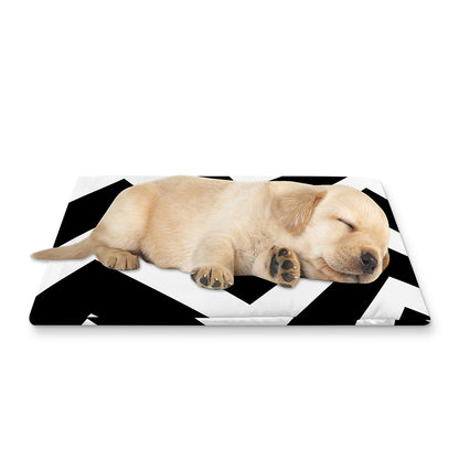 Black And White Zigzag Dazzle Print Pet Cooling Mat Cover