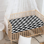 Black And White Zigzag Pattern Print Baby Crib Sheet