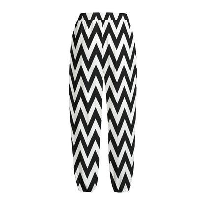 Black And White Zigzag Pattern Print Fleece Lined Knit Pants