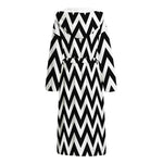 Black And White Zigzag Pattern Print Hooded Bathrobe