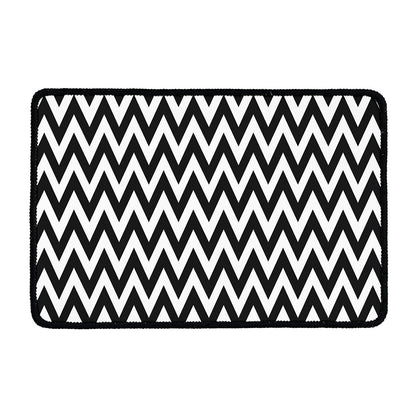 Black And White Zigzag Pattern Print Kitchen Mat