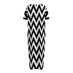 Black And White Zigzag Pattern Print Short Sleeve Long Nightdress