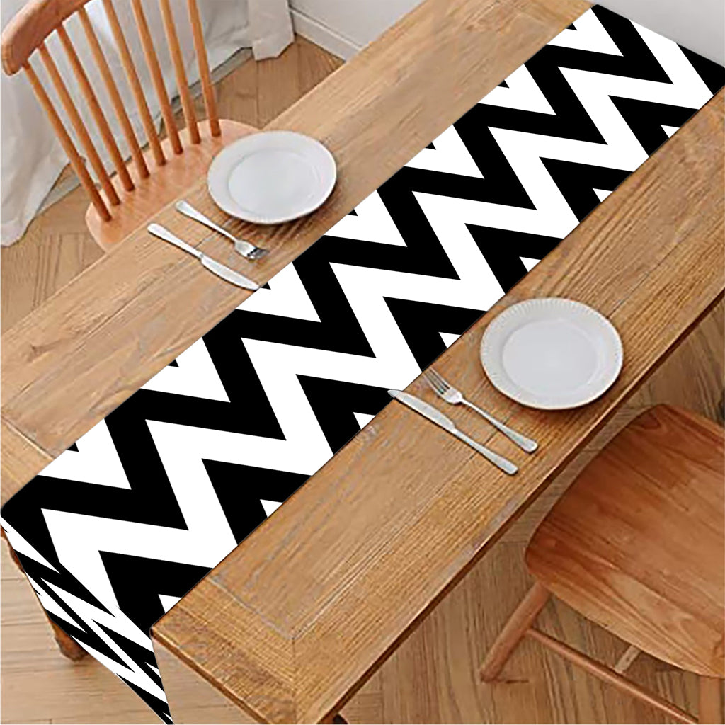 Black And White Zigzag Pattern Print Table Runner