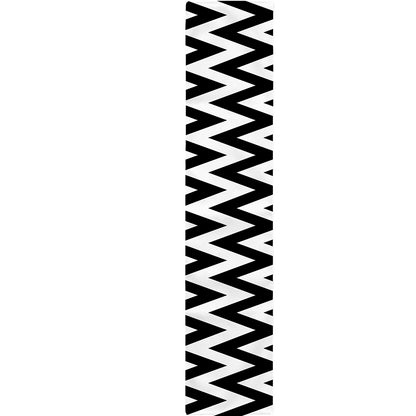 Black And White Zigzag Pattern Print Table Runner
