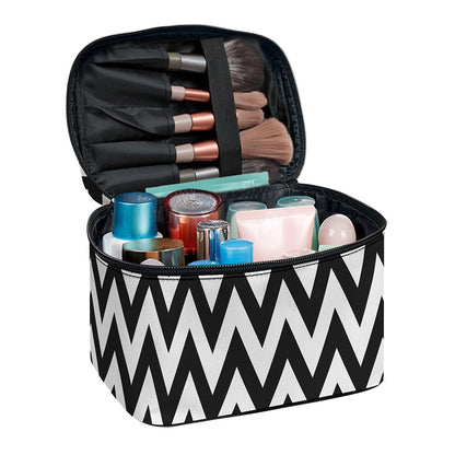 Black And White Zigzag Pattern Print Travel Makeup Bag
