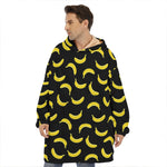 Black And Yellow Banana Pattern Print Hoodie Blanket