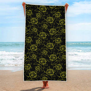 Black And Yellow Daffodil Pattern Print Beach Towel