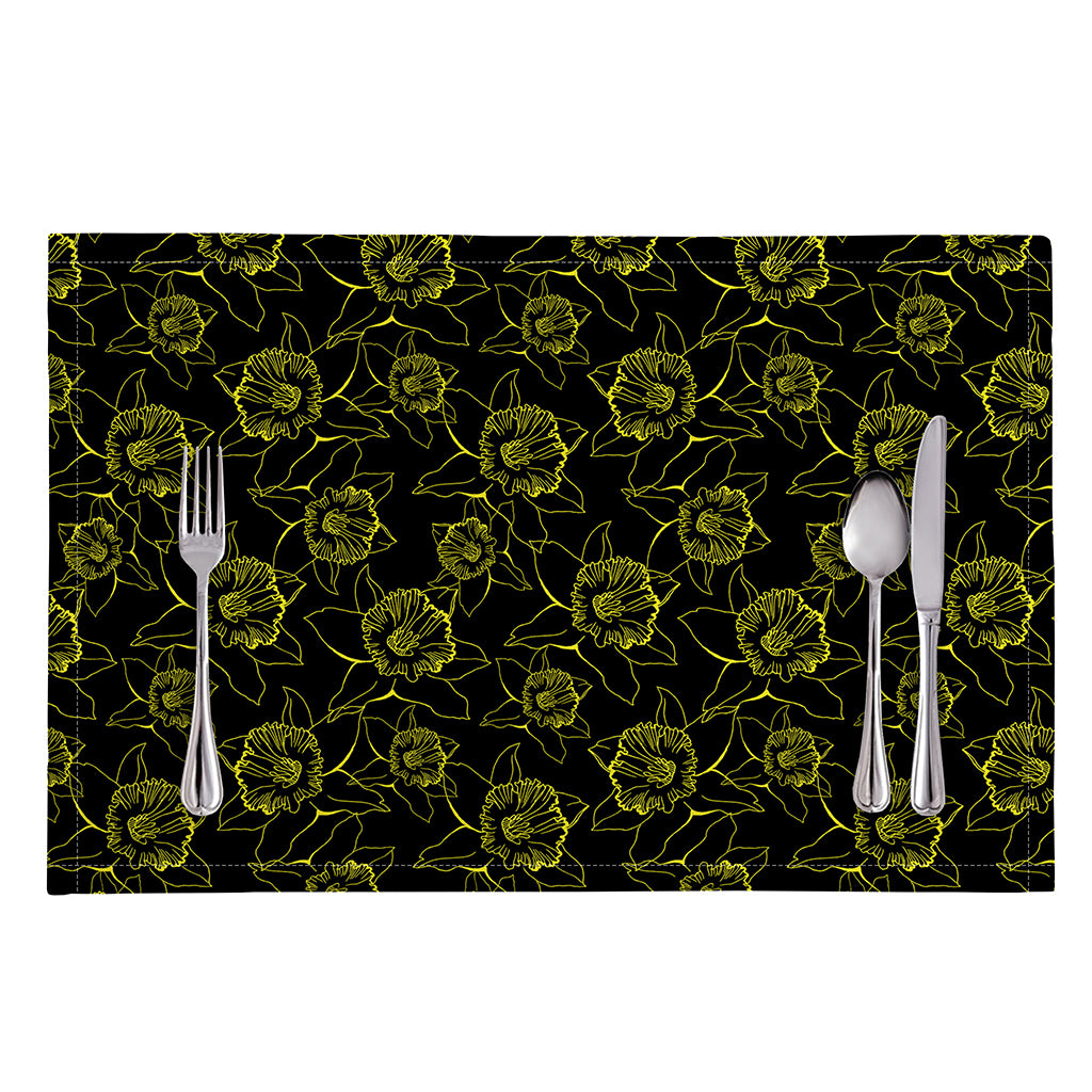 Black And Yellow Daffodil Pattern Print Placemat