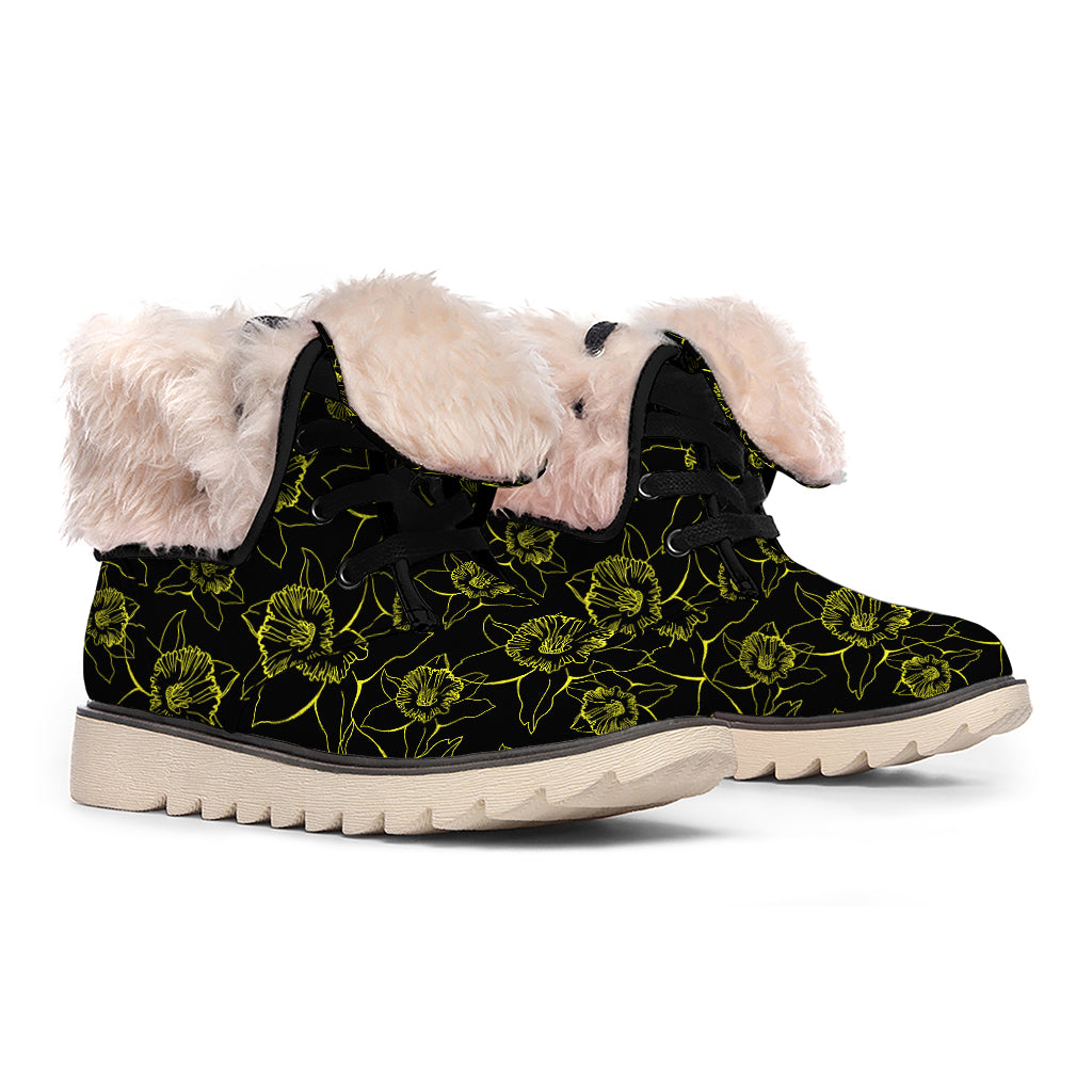 Black And Yellow Daffodil Pattern Print Winter Boots