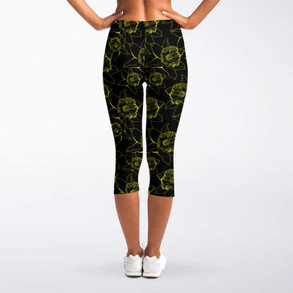 Black And Yellow Daffodil Pattern Print Women's Capri Leggings