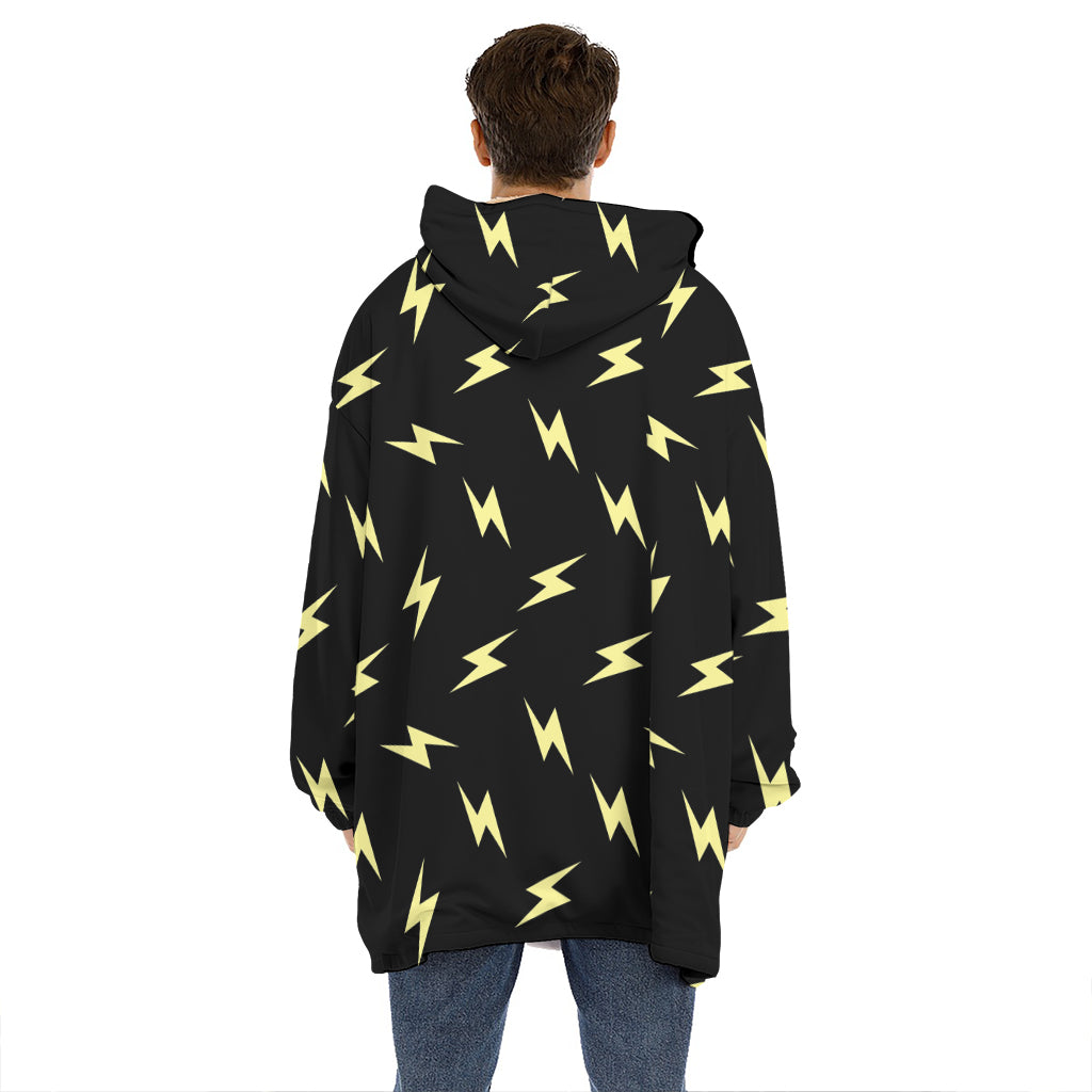 Black And Yellow Lightning Pattern Print Hoodie Blanket