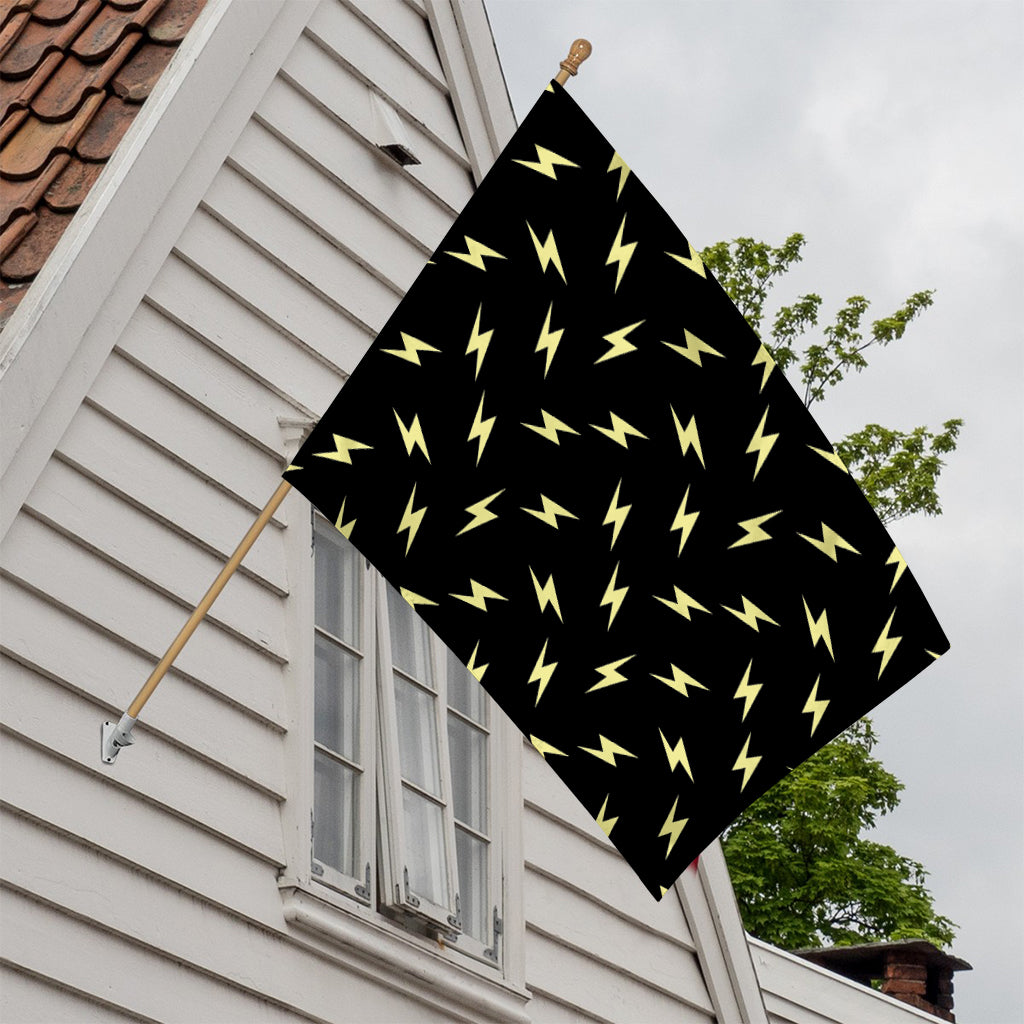 Black And Yellow Lightning Pattern Print House Flag