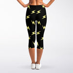 Black And Yellow Lightning Pattern Print Women's Capri Leggings