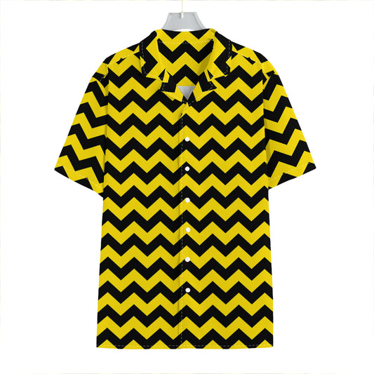 Black And Yellow Zigzag Pattern Print Hawaiian Shirt