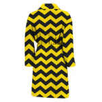 Black And Yellow Zigzag Pattern Print Men's Bathrobe